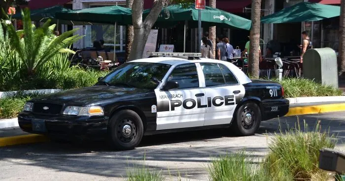 Miami Beach Mayor In Free-Speech Firestorm After Police Question Woman Over Facebook Comment